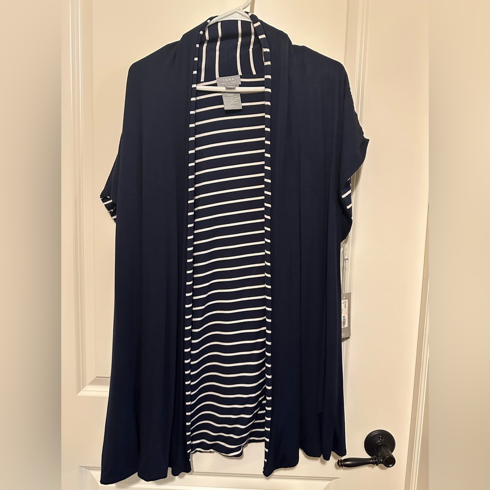 Jana navy and white reversible top.